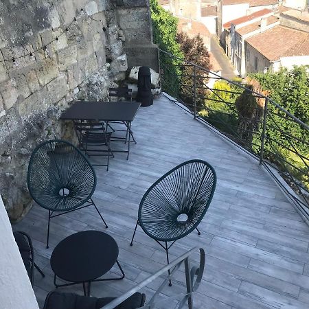 Bourg Superbe Appart Avec Vue Magnifique Bourg-sur-Gironde Exterior foto
