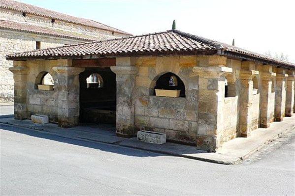 Bourg Superbe Appart Avec Vue Magnifique Bourg-sur-Gironde Exterior foto